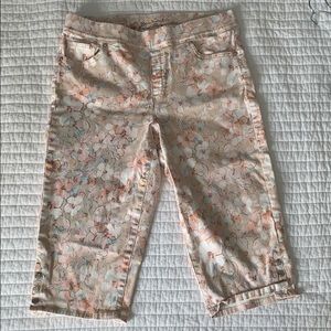 Gloria Vanderbilt Capris